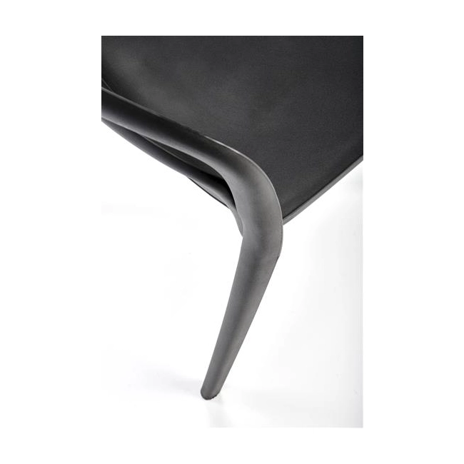 K490 krzesło plastik czarny(1p=4szt)-137168